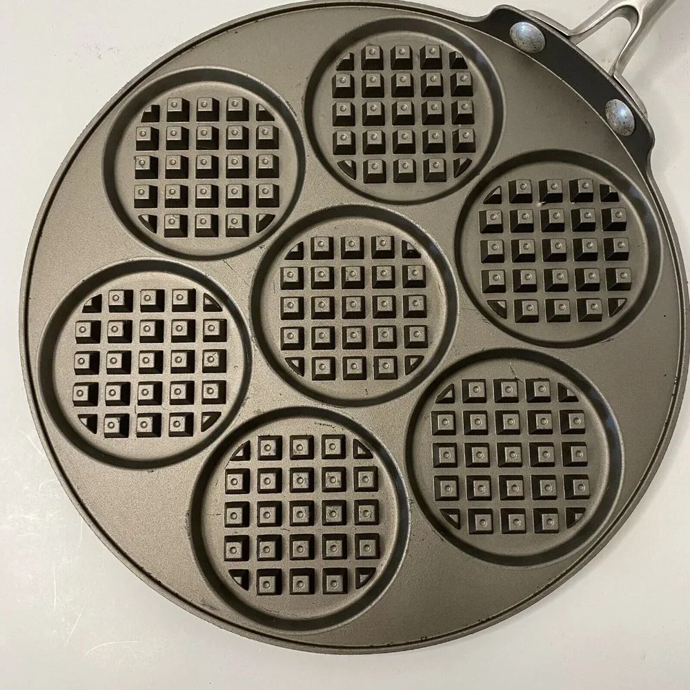 Nordic Ware silver dollar pancake‎ waffle pan griddle nonstick ovenproof 10